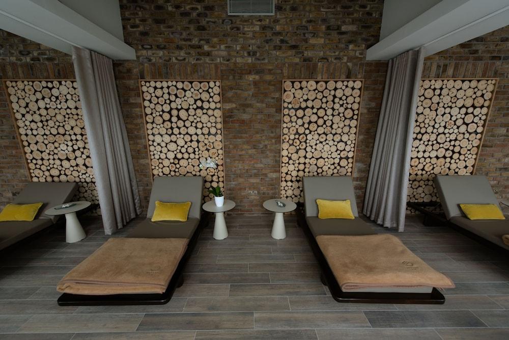 Osprey Hotel Naas Ngoại thất bức ảnh